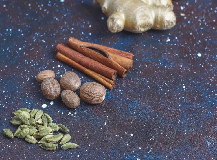 Top 5 Differences between Green Cardamom and Black Cardamom